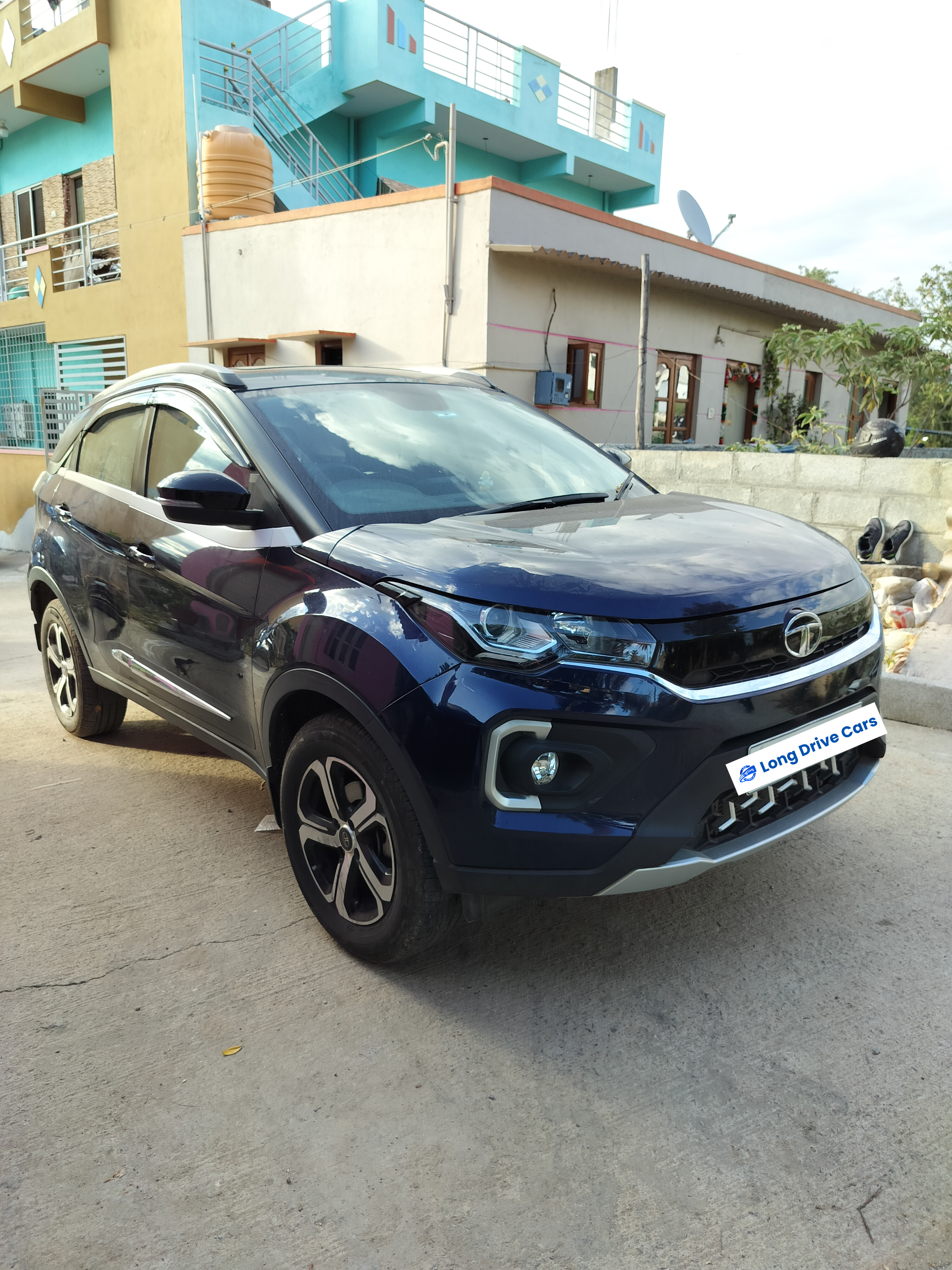 car rental services tata nexon sunroof